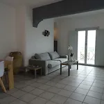 Semesterbostad Santoriviera House
