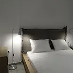 Semesterbostad Santoriviera House