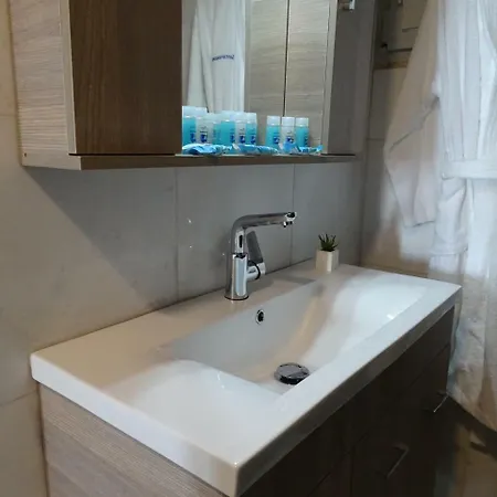 Santoriviera House 度假居 *